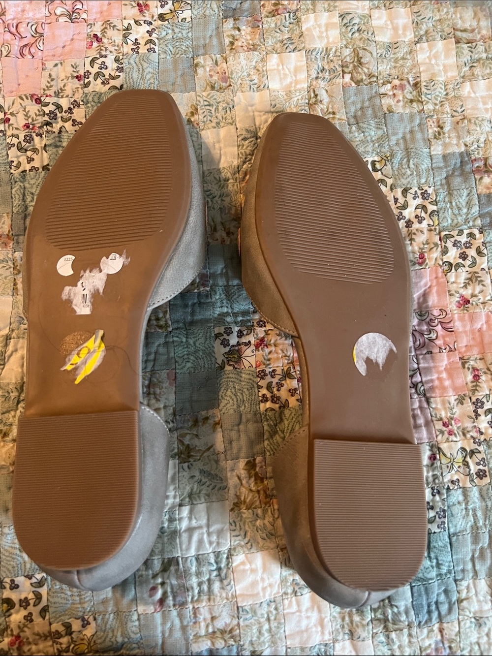 Isaac Mizrahi Taupe D'Orsay Knot Detail Flats - Picture 2 of 2